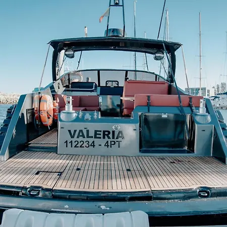 Valeria, Uma Noite De Sonho Botel *